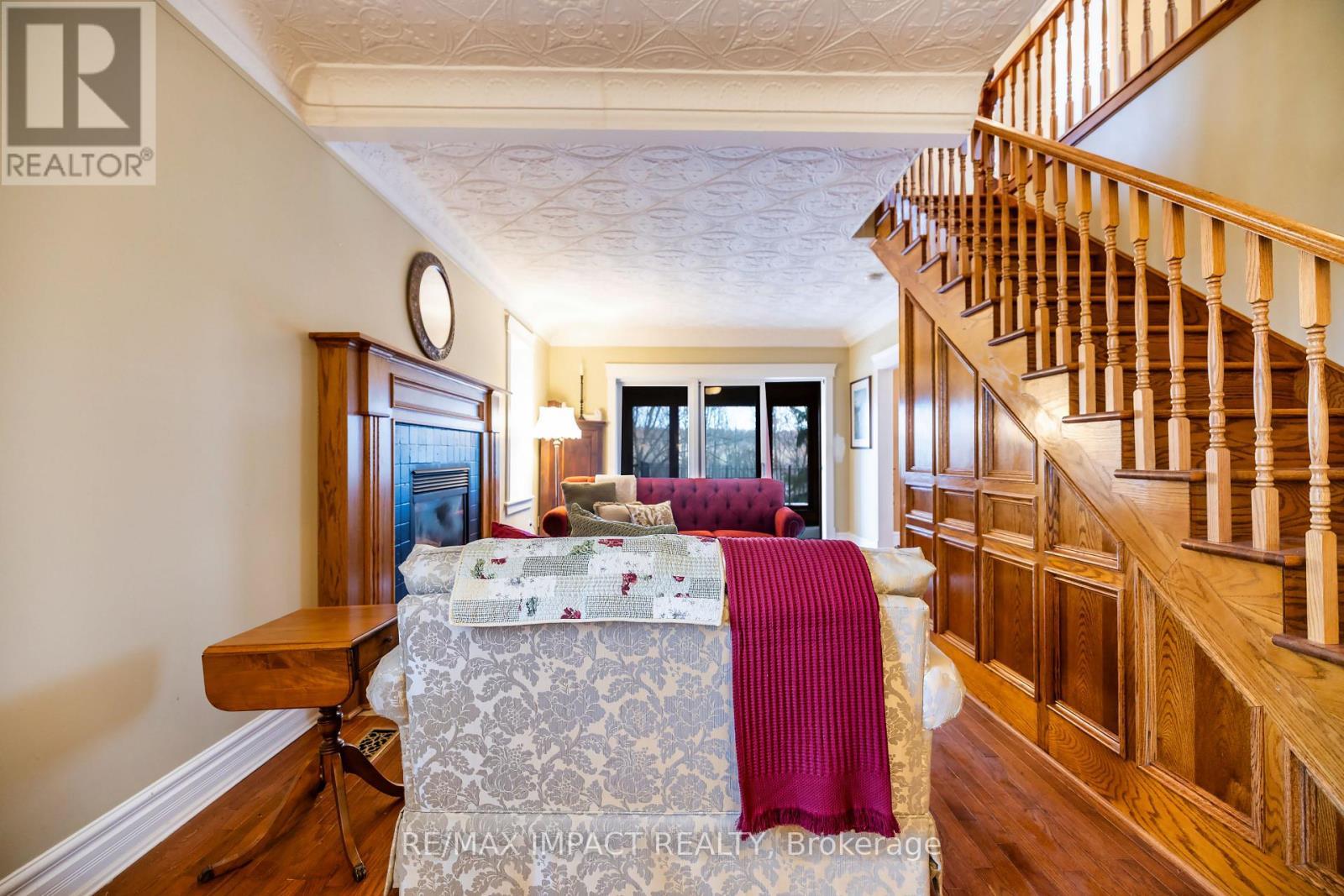 870B 6Th Line W, Trent Hills, ON - Indoor Photo Showing Other Room