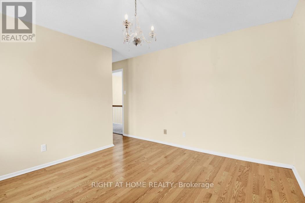 3rd bedroom - 52 Ventnor Way, Ottawa, ON - Indoor Photo Showing Other Room