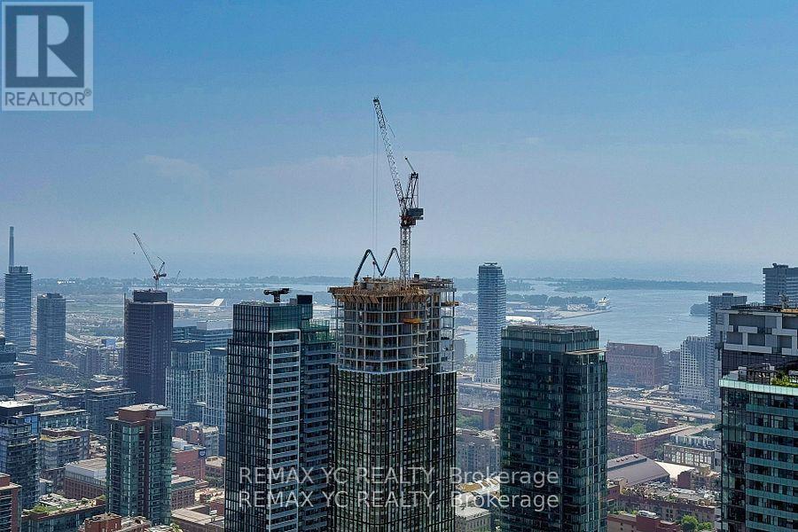 5104 - 197 Yonge Street, Toronto, ON - Outdoor With View