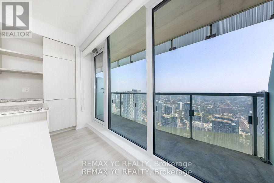 5104 - 197 Yonge Street, Toronto, ON - Outdoor With Exterior