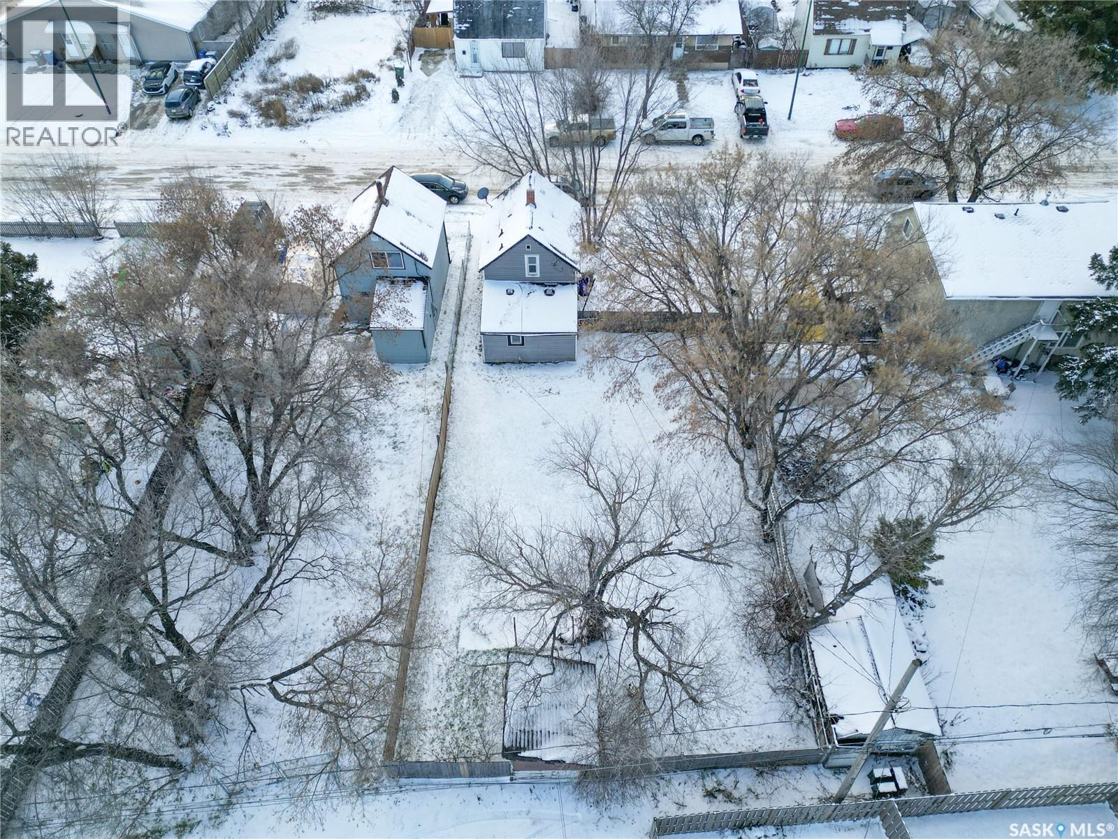 586 5Th Street E, Prince Albert, SK - Outdoor