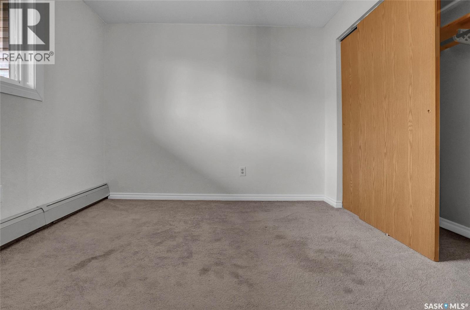205 51 Wood Lily Drive, Moose Jaw, SK - Indoor Photo Showing Other Room
