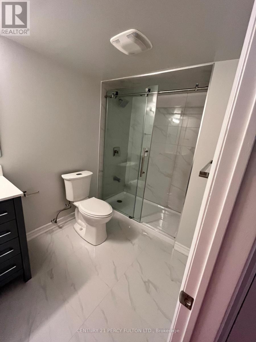 Bsmt - 445 Prestwick Drive, Oshawa, ON - Indoor Photo Showing Bathroom