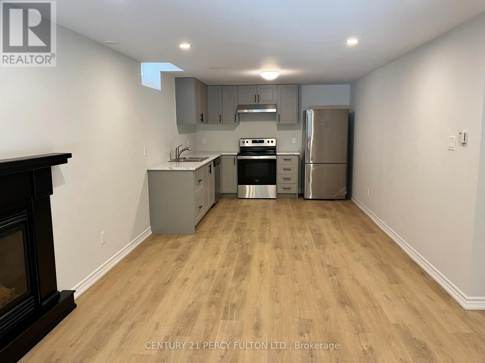 Bsmt - 445 Prestwick Drive, Oshawa, ON - Indoor Photo Showing Other Room