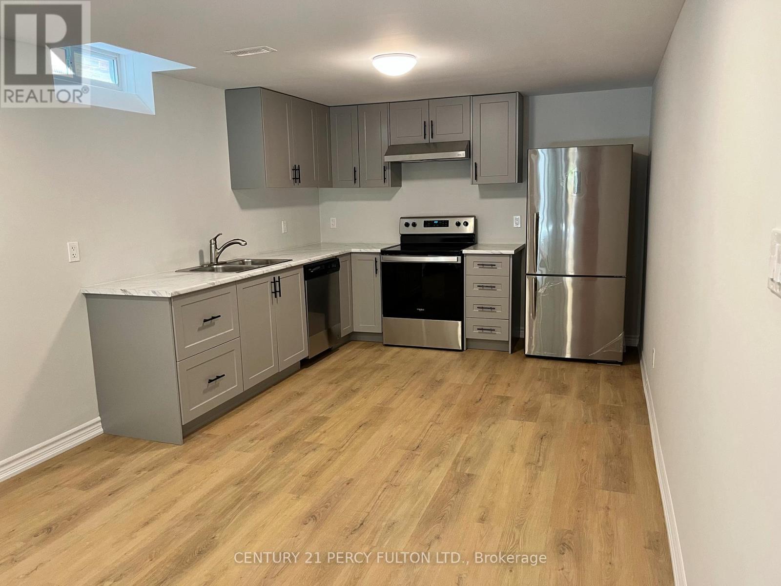 Bsmt - 445 Prestwick Drive, Oshawa, ON - Indoor Photo Showing Kitchen With Double Sink