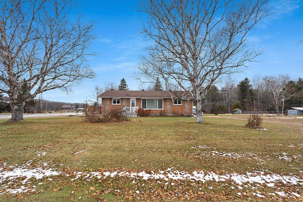 Frontage - 11 Rue L'Écuyer, Mansfield-Et-Pontefract, QC - Outdoor