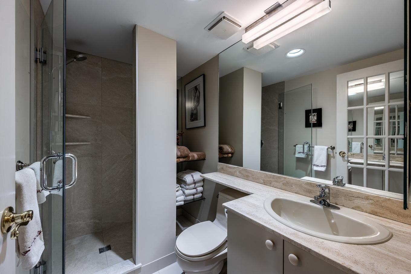 Bathroom - 1201-100 Rue Hall, Montréal (Verdun/Île-Des-Soeurs), QC - Indoor Photo Showing Bathroom