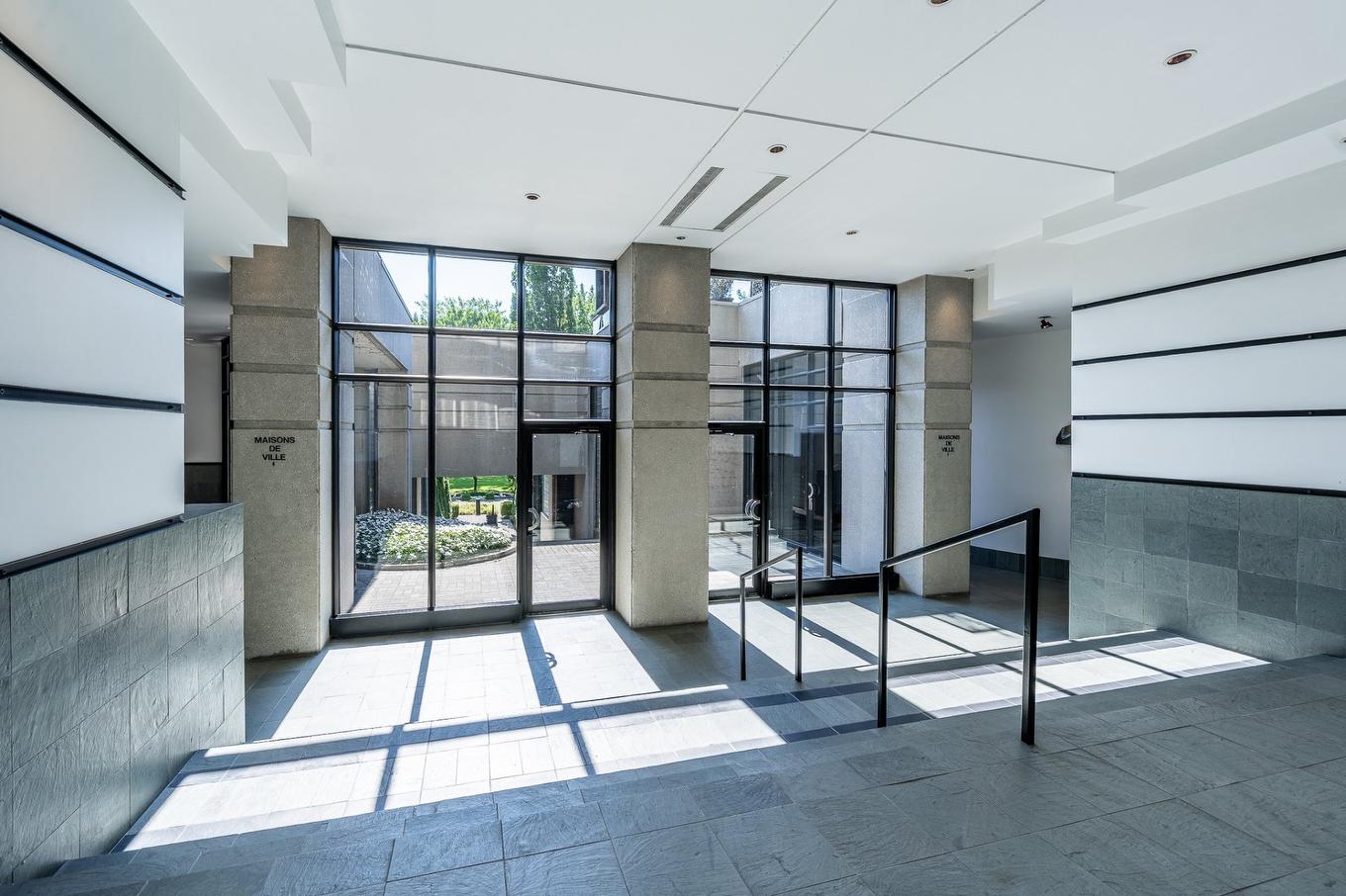 Hall - 1201-100 Rue Hall, Montréal (Verdun/Île-Des-Soeurs), QC - Outdoor With Exterior