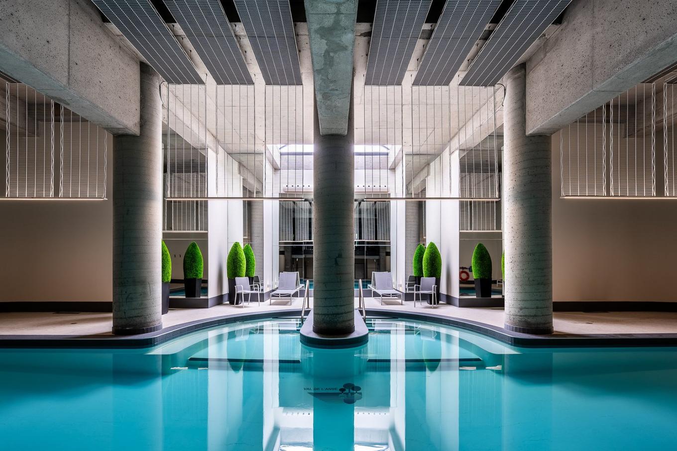 Pool - 1201-100 Rue Hall, Montréal (Verdun/Île-Des-Soeurs), QC - Indoor Photo Showing Other Room With In Ground Pool