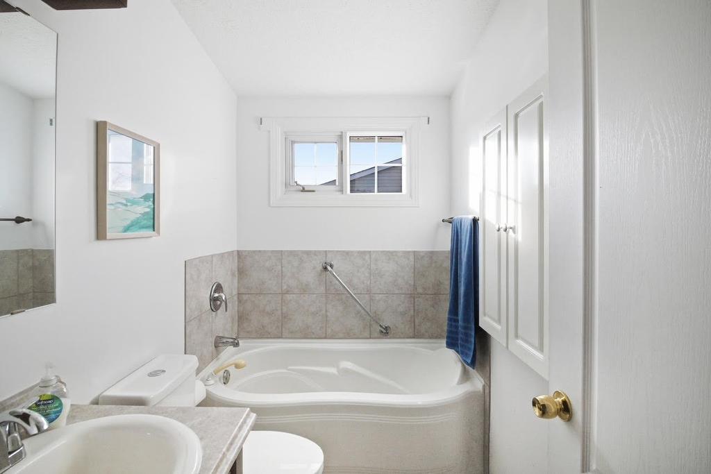 Salle de bains - 17 Rue Jacques-Gervais, Gatineau (Aylmer), QC - Indoor Photo Showing Bathroom