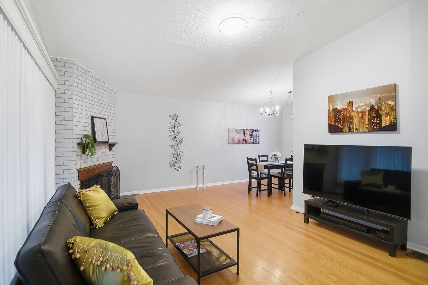 Vue d'ensemble - 17 Rue Jacques-Gervais, Gatineau (Aylmer), QC - Indoor Photo Showing Living Room