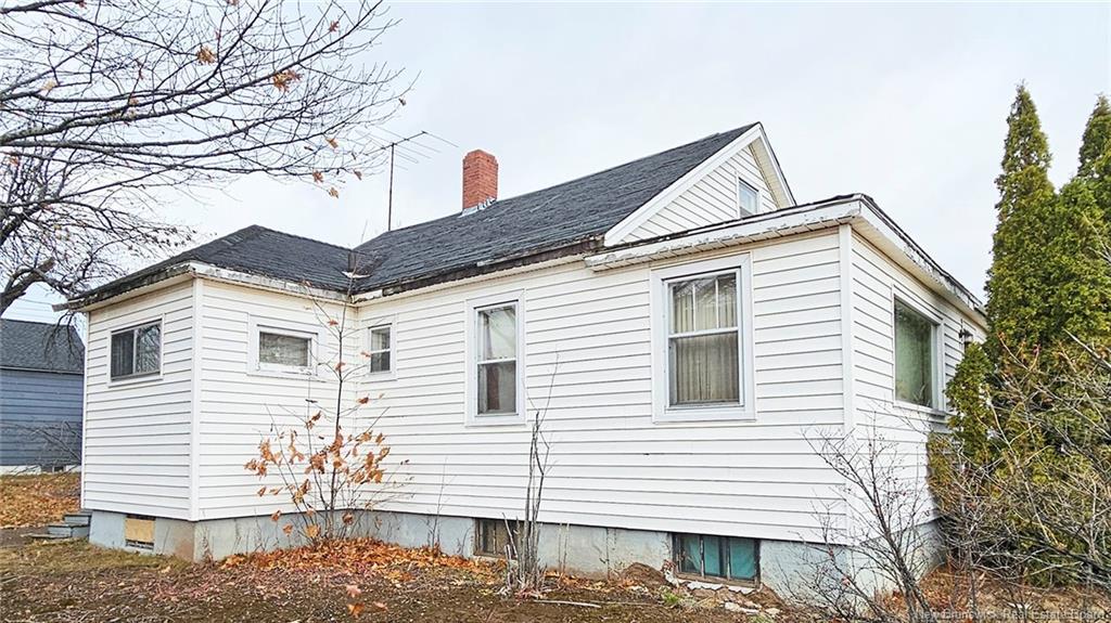 561 St George Blvd, Moncton, NB