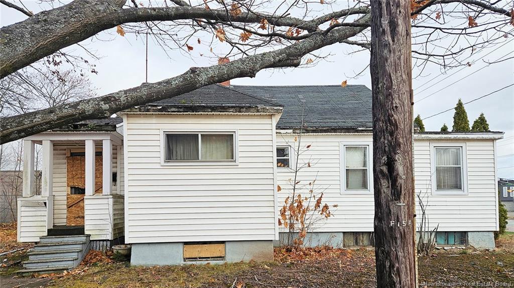 561 St George Blvd, Moncton, NB