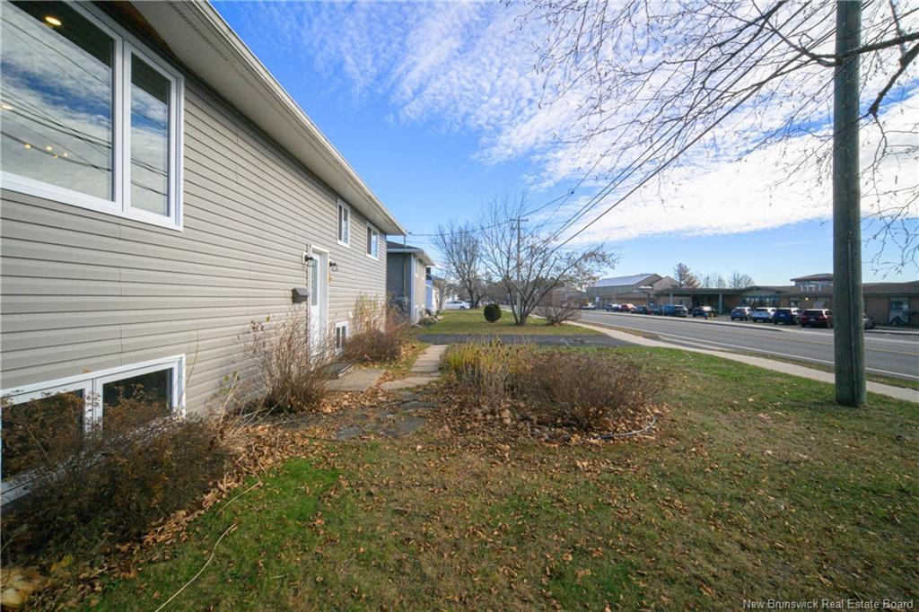 101 Sunset Dr, Fredericton, NB