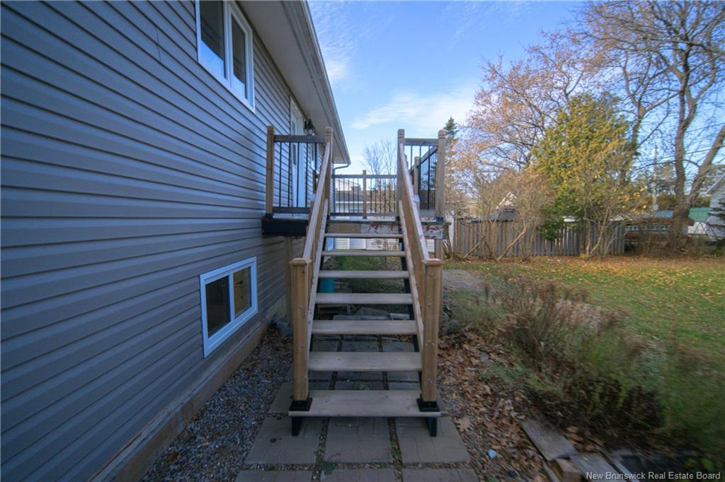 101 Sunset Dr, Fredericton, NB