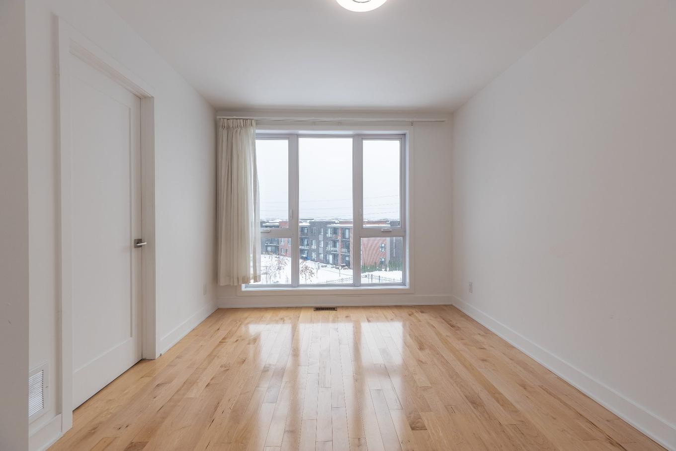 Primary bedroom - 1098Z Rue Jacqueline-Sicotte, Montréal (Lasalle), QC