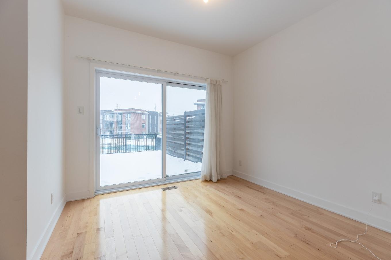 Living room - 1098Z Rue Jacqueline-Sicotte, Montréal (Lasalle), QC