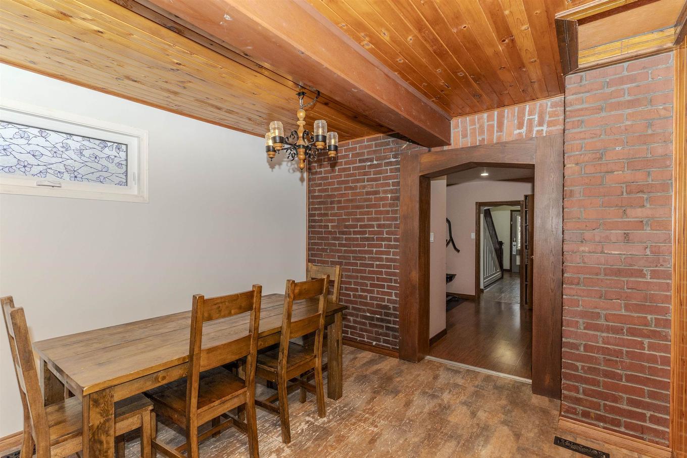 273 Amelia Street W, Thunder Bay, ON - Indoor Photo Showing Dining Room