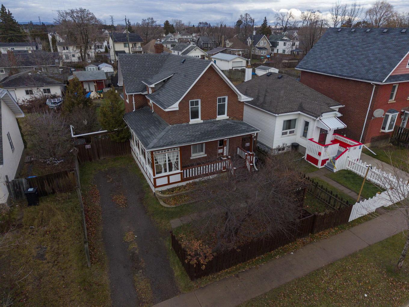 273 Amelia Street W, Thunder Bay, ON - Outdoor