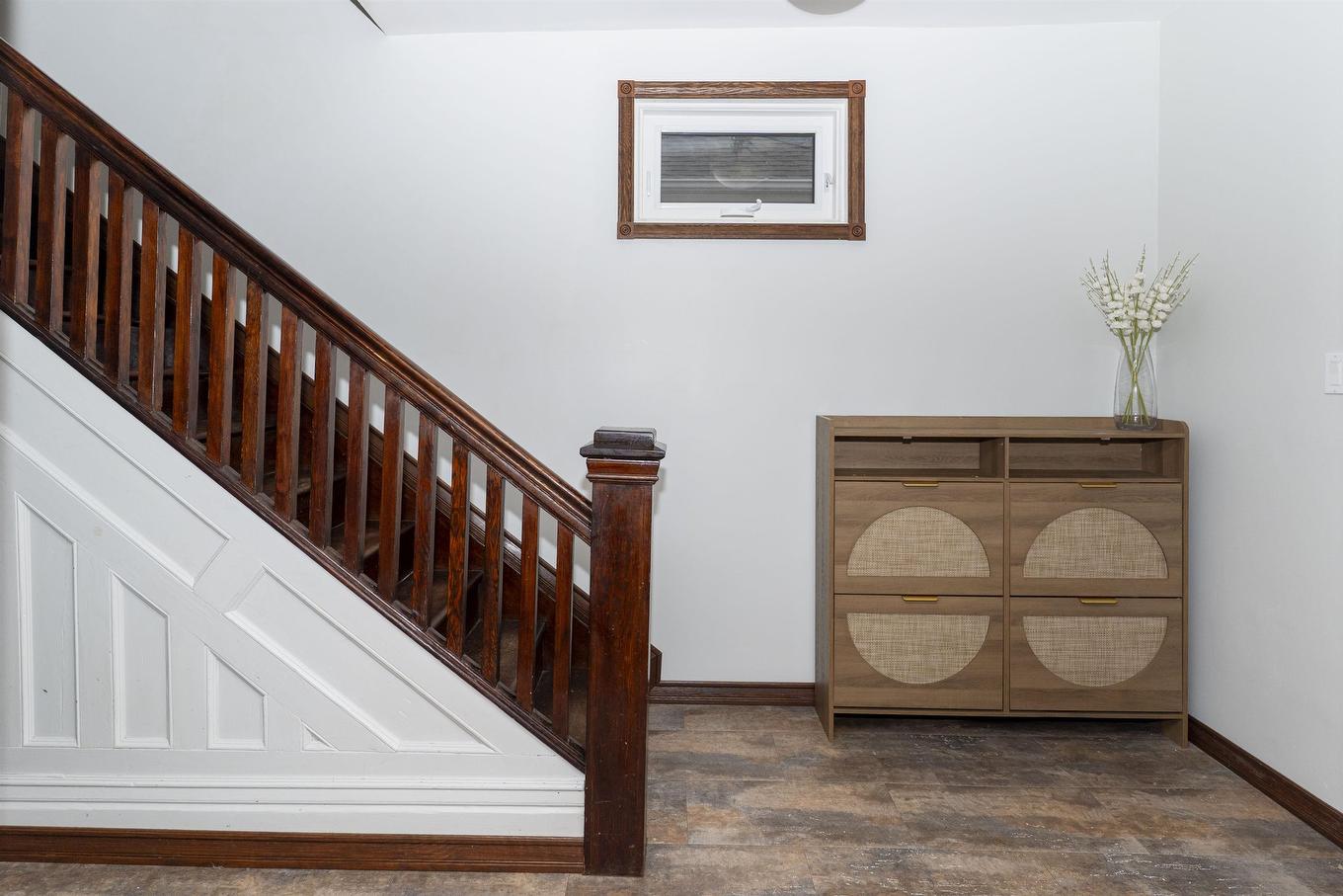 273 Amelia Street W, Thunder Bay, ON - Indoor Photo Showing Other Room