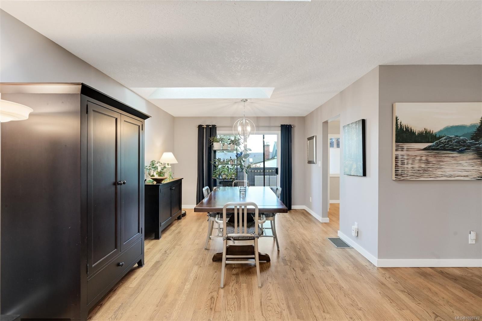 2211 Forbes St, Victoria, BC - Indoor Photo Showing Dining Room