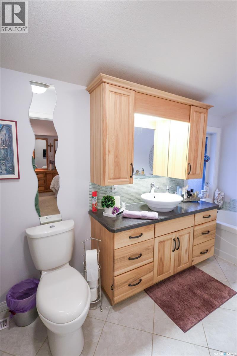 318 Neis Drive, Lakeland Rm No. 521, SK - Indoor Photo Showing Bathroom