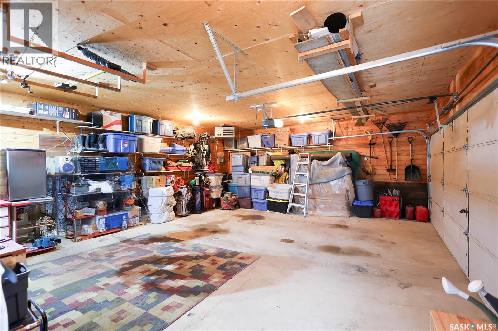 318 Neis Drive, Lakeland Rm No. 521, SK - Indoor Photo Showing Garage