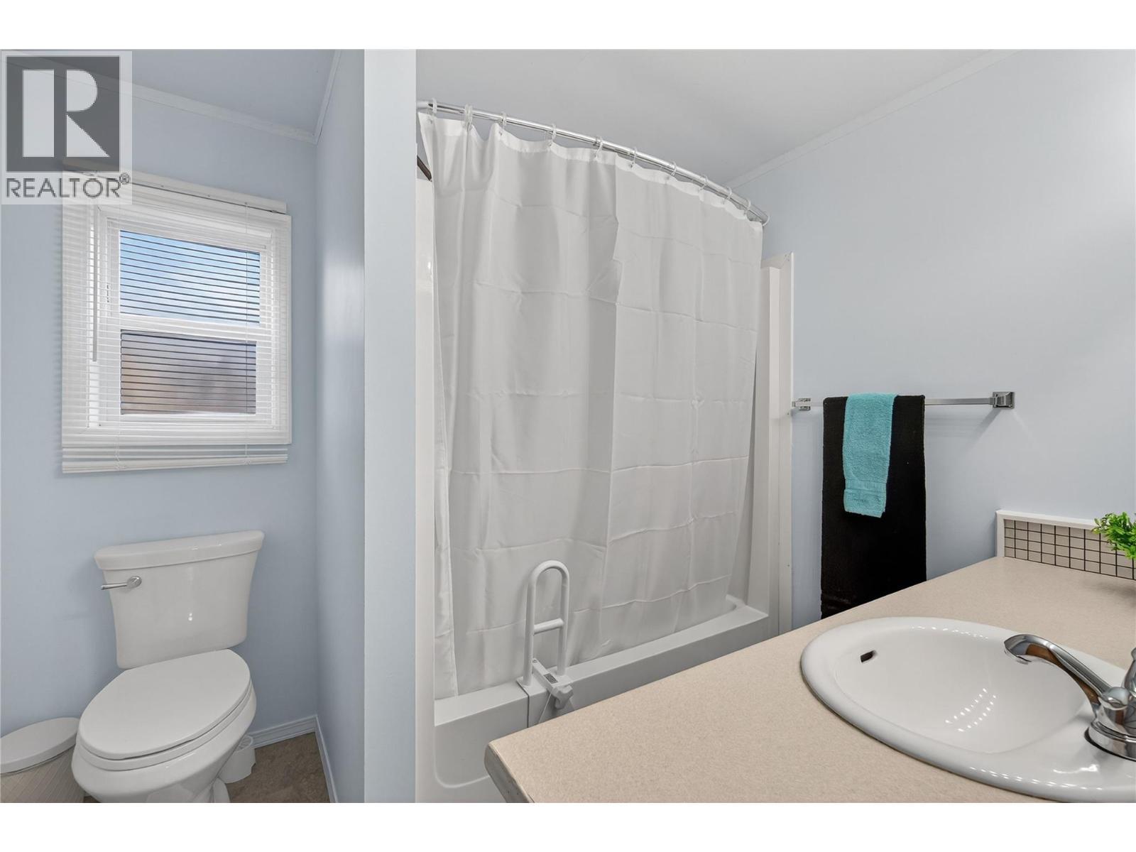 2036 Solsqua Sicamous Road Unit# 17, Sicamous, BC