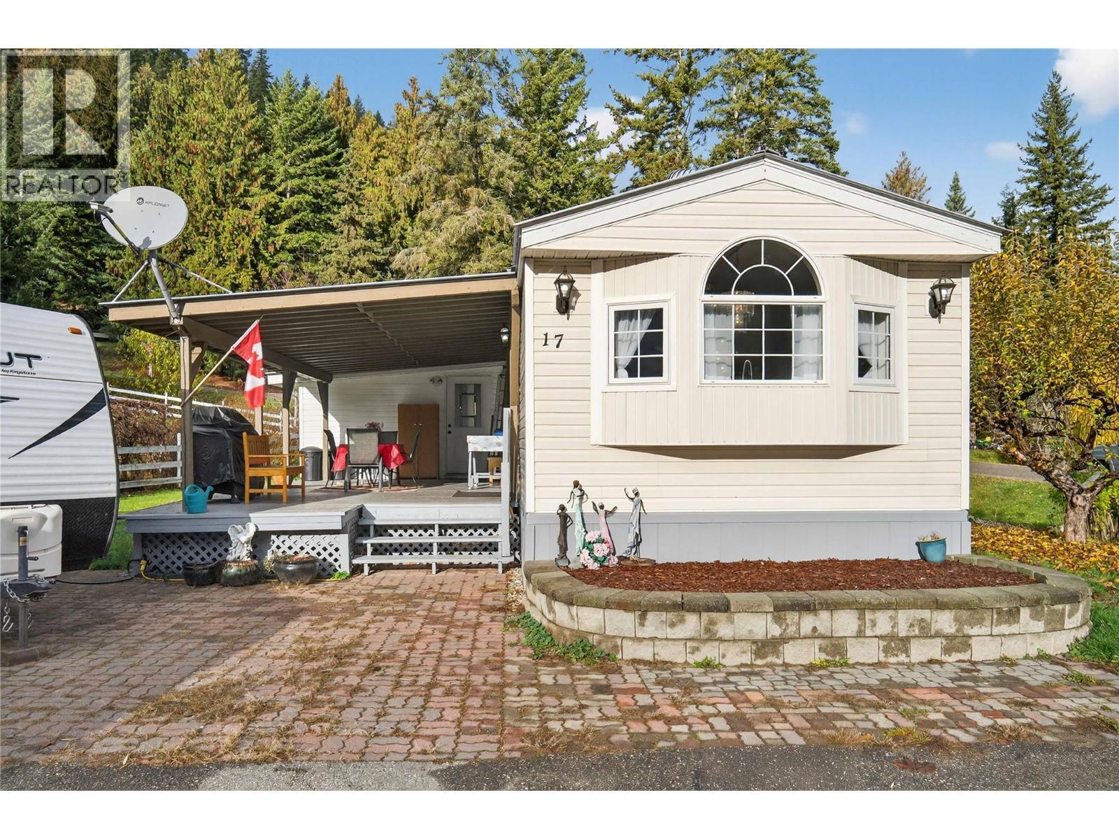 2036 Solsqua Sicamous Road Unit# 17, Sicamous, BC