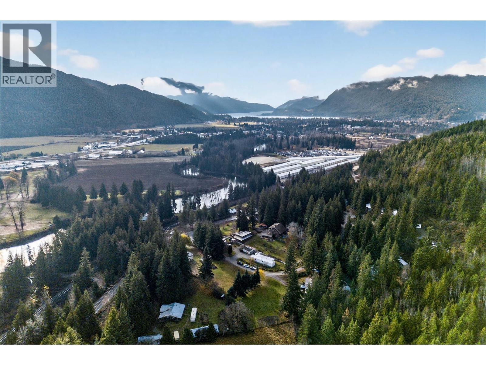 2036 Solsqua Sicamous Road Unit# 17, Sicamous, BC
