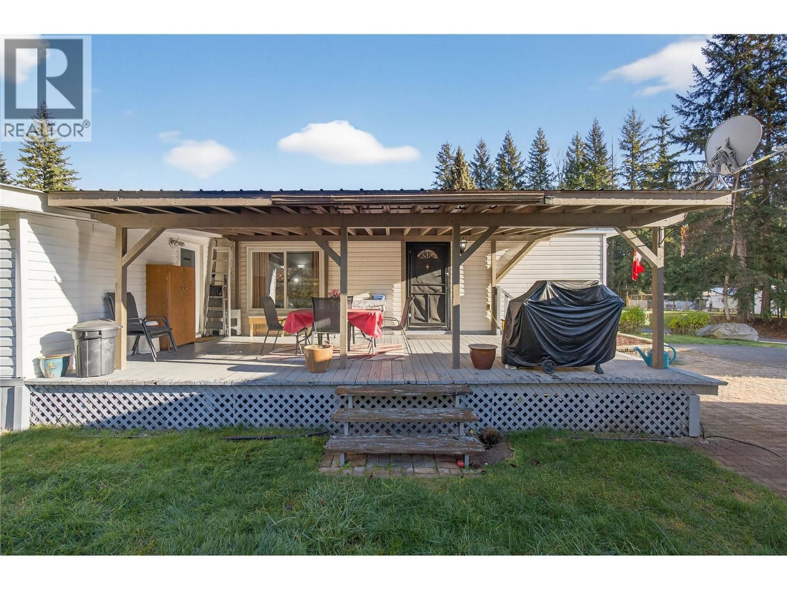 2036 Solsqua Sicamous Road Unit# 17, Sicamous, BC