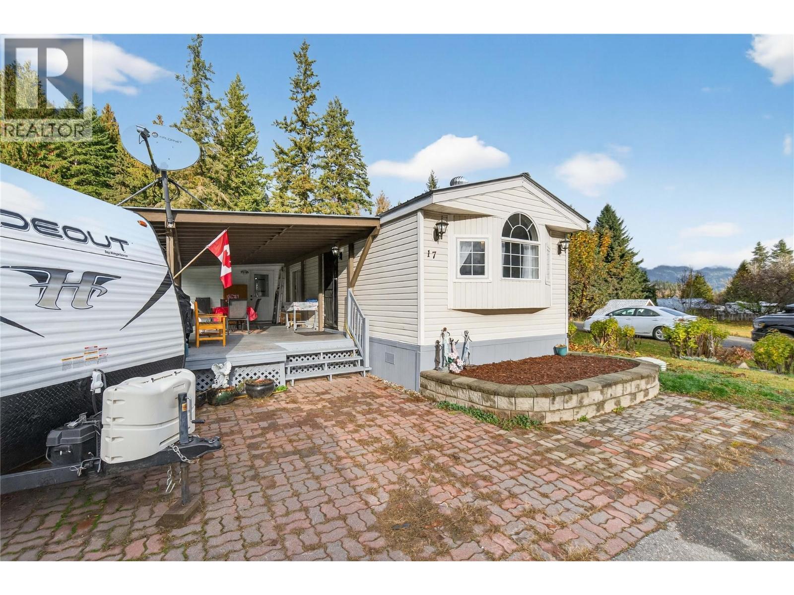 2036 Solsqua Sicamous Road Unit# 17, Sicamous, BC