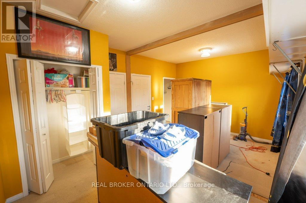 B11 - 110 Activa Avenue, Kitchener, ON - Indoor