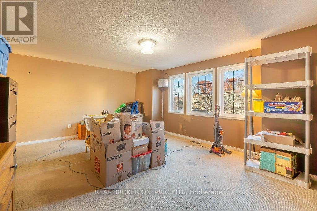 B11 - 110 Activa Avenue, Kitchener, ON - Indoor