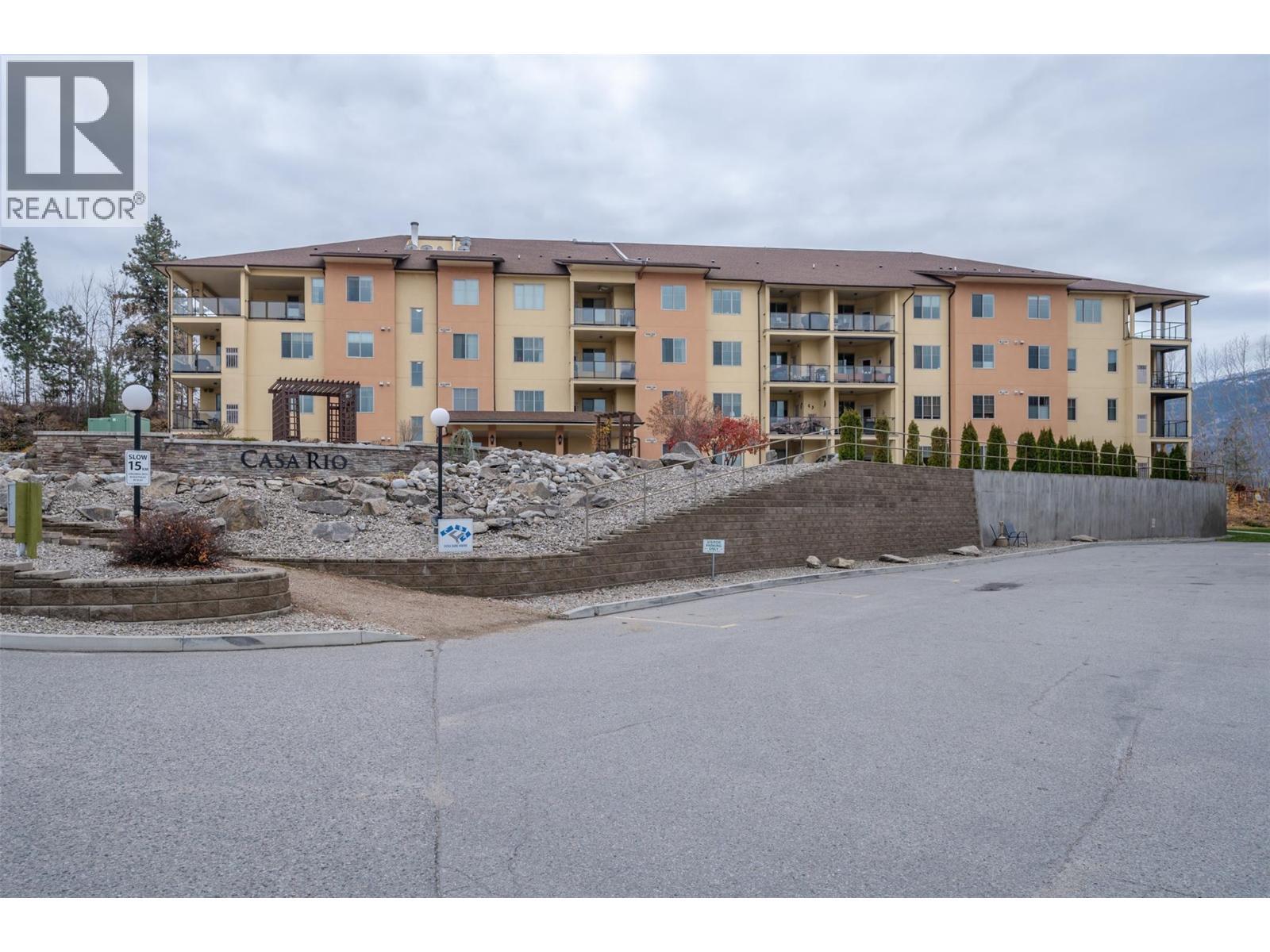 Casa Rio - 921 Spillway Road Unit# 102B, Oliver, BC - Outdoor With Facade