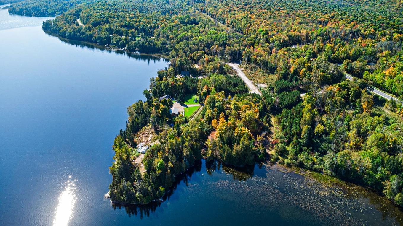 Accès au plan d'eau - 1307 Ch. Du Tour-Du-Lac, Saint-Aimé-Du-Lac-Des-Îles, QC