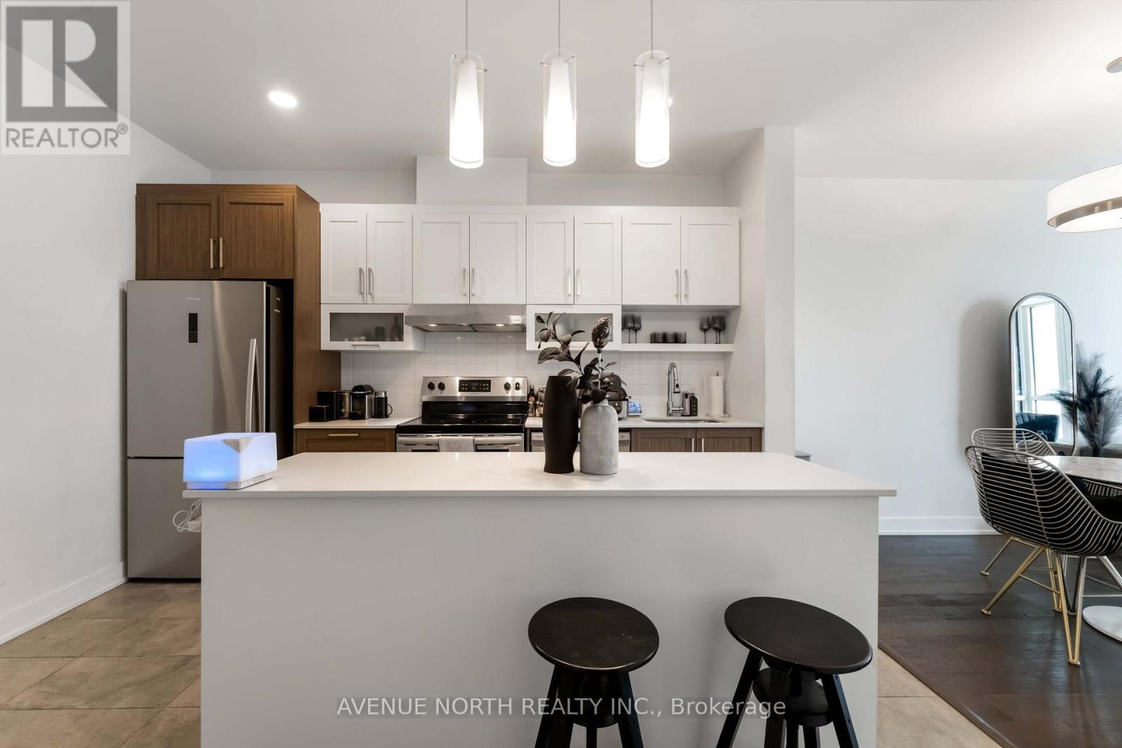 903 - 200 Inlet Private, Ottawa, ON - Indoor Photo Showing Kitchen With Upgraded Kitchen