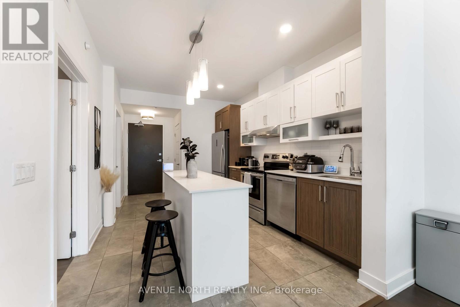 903 - 200 Inlet Private, Ottawa, ON - Indoor Photo Showing Kitchen