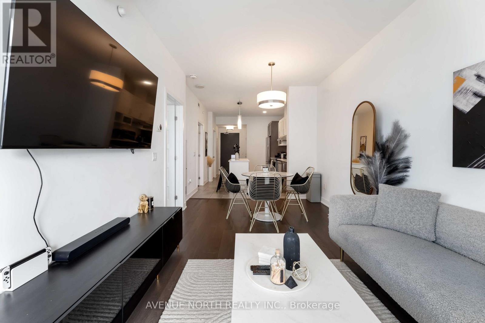 903 - 200 Inlet Private, Ottawa, ON - Indoor Photo Showing Living Room