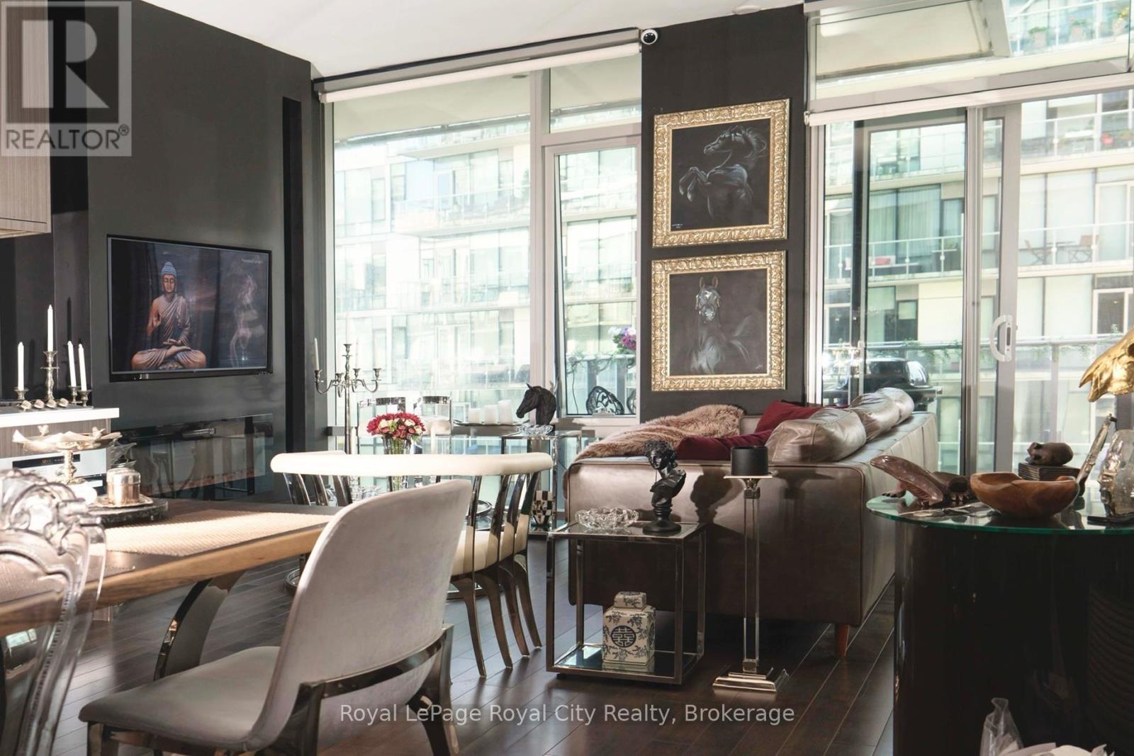 830 - 39 Queens Quay E, Toronto (Waterfront Communities), ON - Indoor