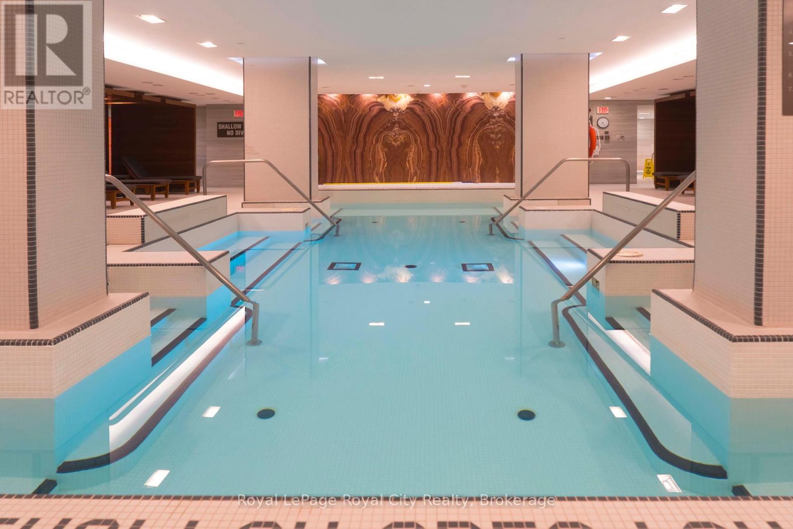 830 - 39 Queens Quay E, Toronto (Waterfront Communities), ON - Indoor Photo Showing Other Room With In Ground Pool