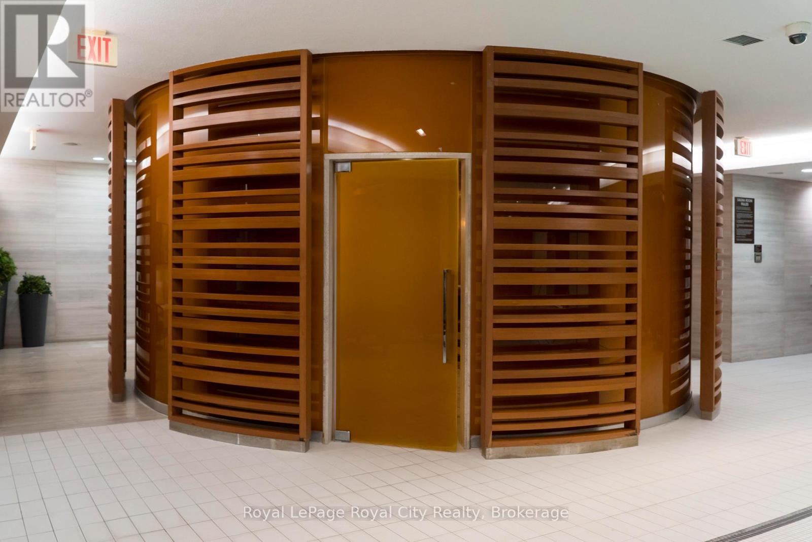 830 - 39 Queens Quay E, Toronto (Waterfront Communities), ON - Indoor Photo Showing Other Room