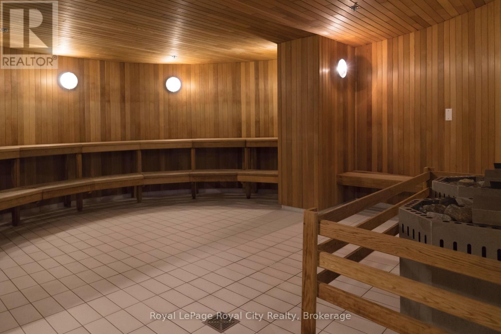 830 - 39 Queens Quay E, Toronto (Waterfront Communities), ON - Indoor Photo Showing Other Room