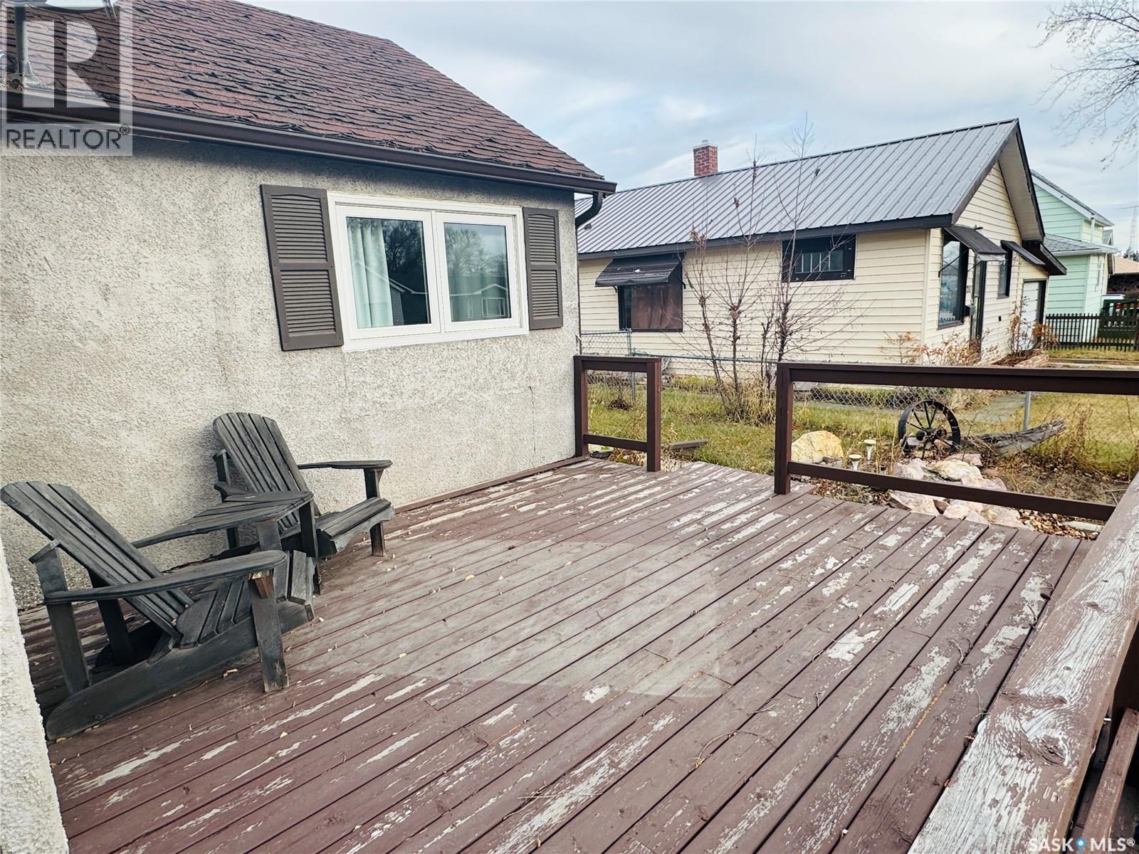 213 3Rd Avenue W, Biggar, SK - Outdoor With Deck Patio Veranda With Exterior