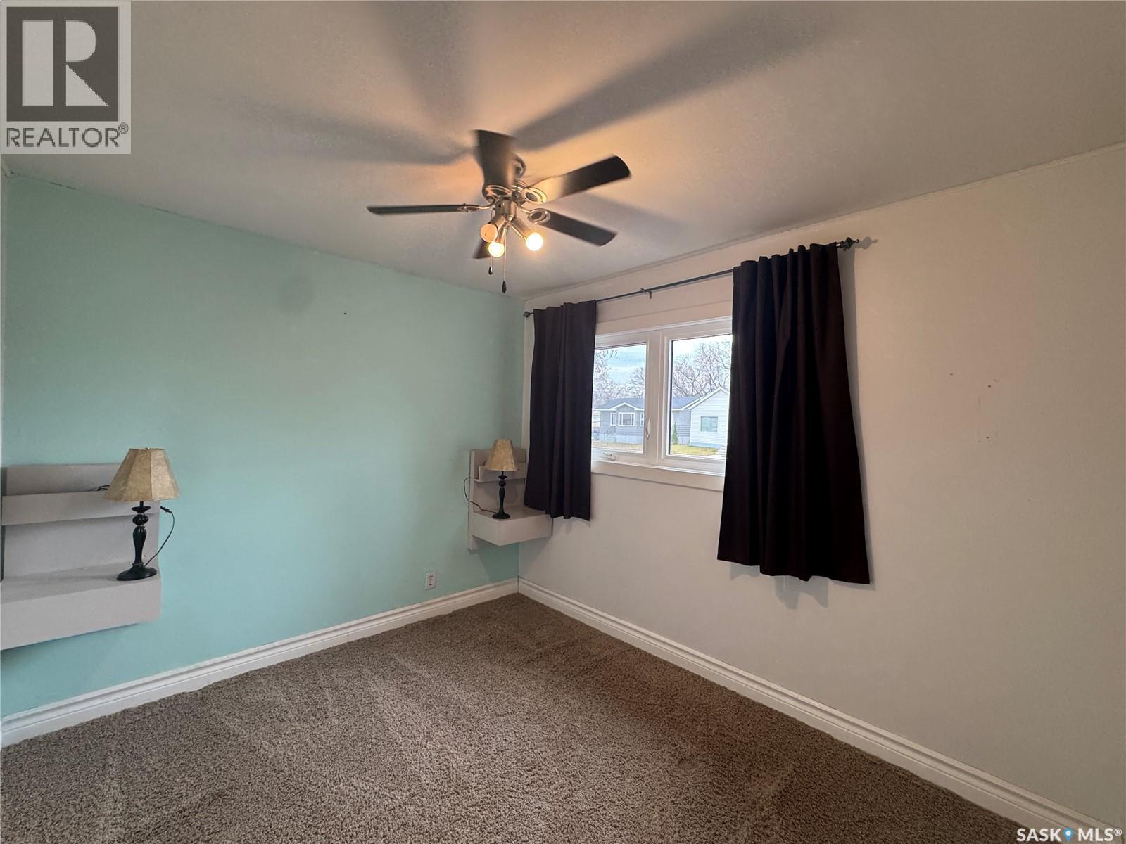 213 3Rd Avenue W, Biggar, SK - Indoor Photo Showing Other Room