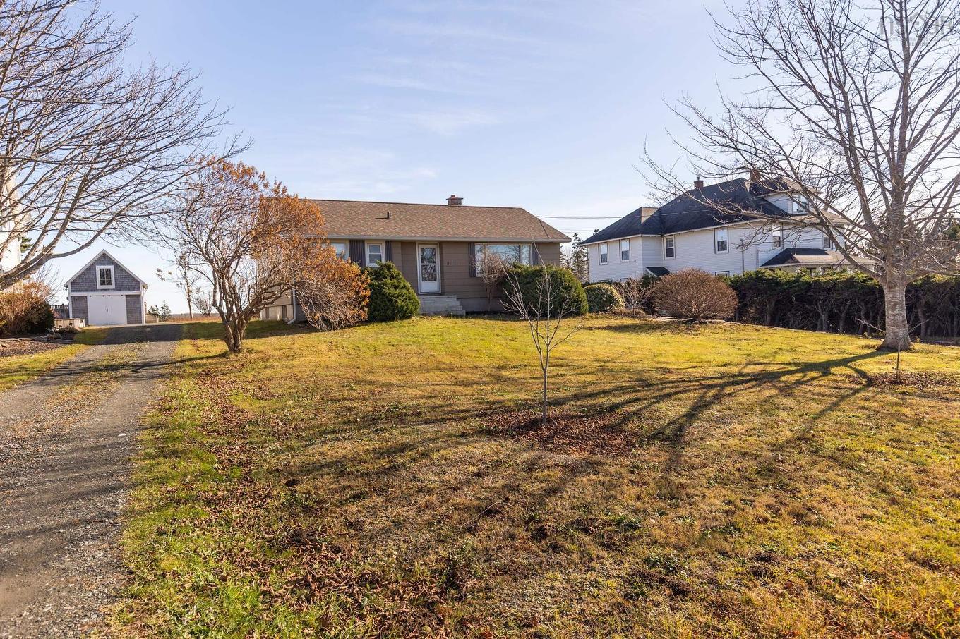 911 Highway 335, West Pubnico, NS