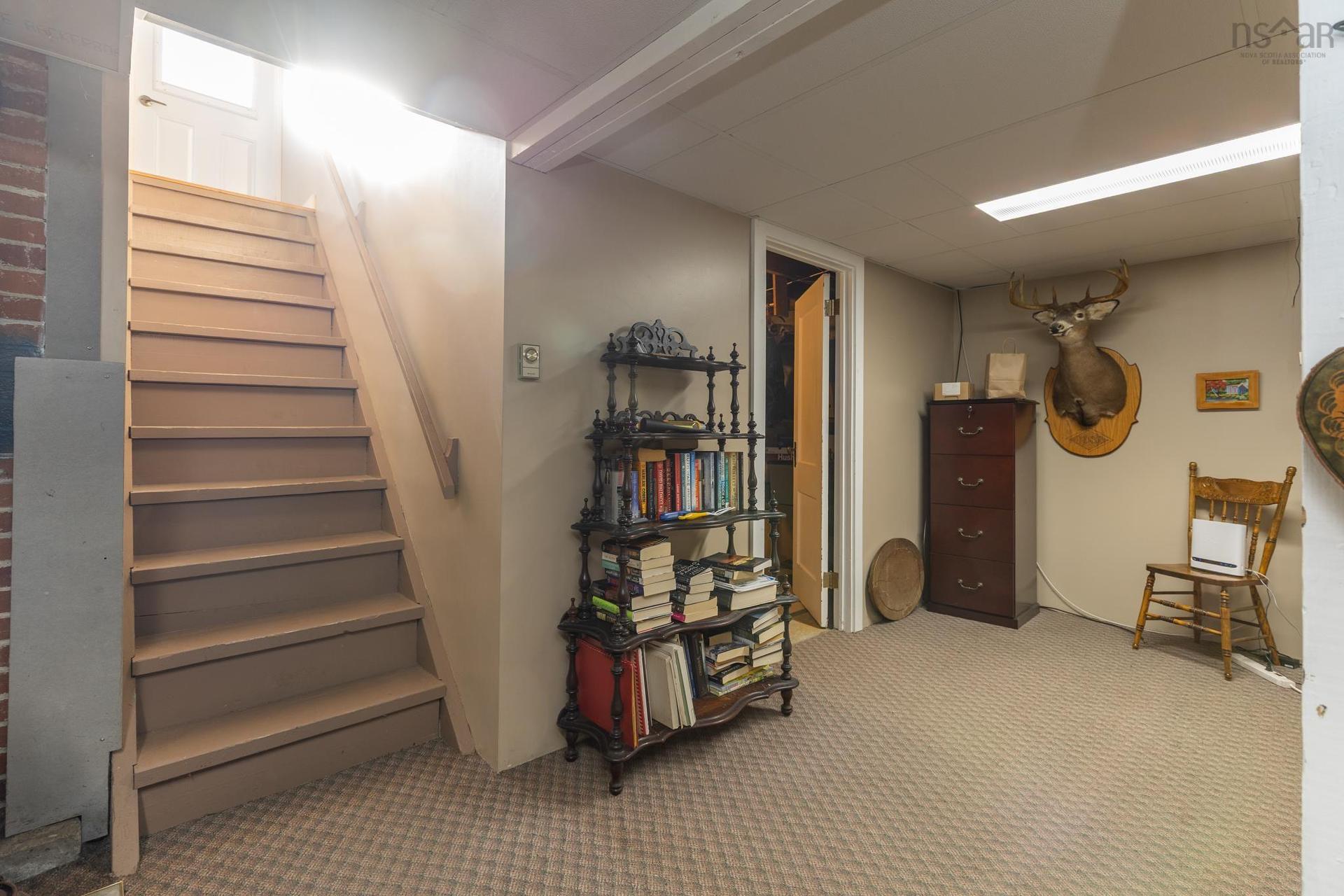 911 Highway 335, West Pubnico, NS - Indoor