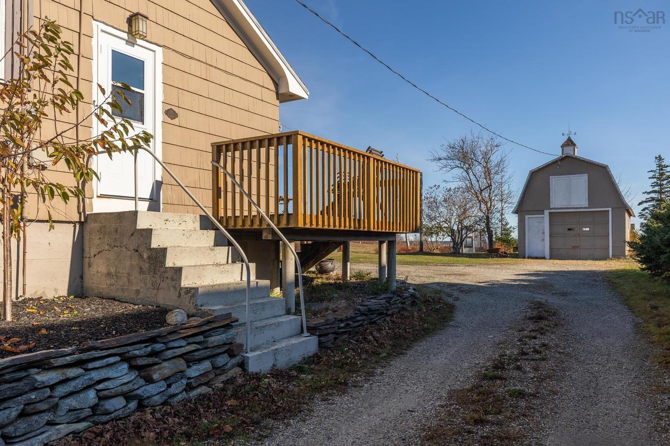 911 Highway 335, West Pubnico, NS