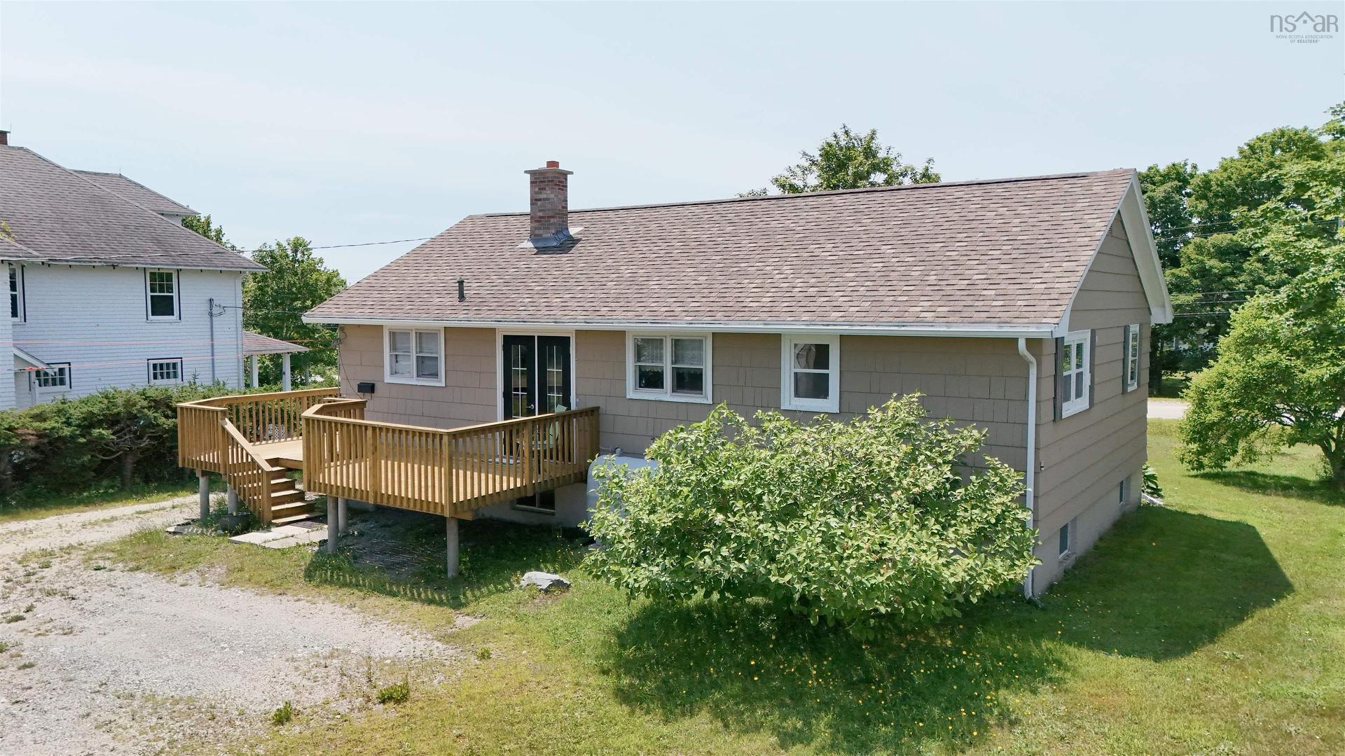 911 Highway 335, West Pubnico, NS - Outdoor With Exterior