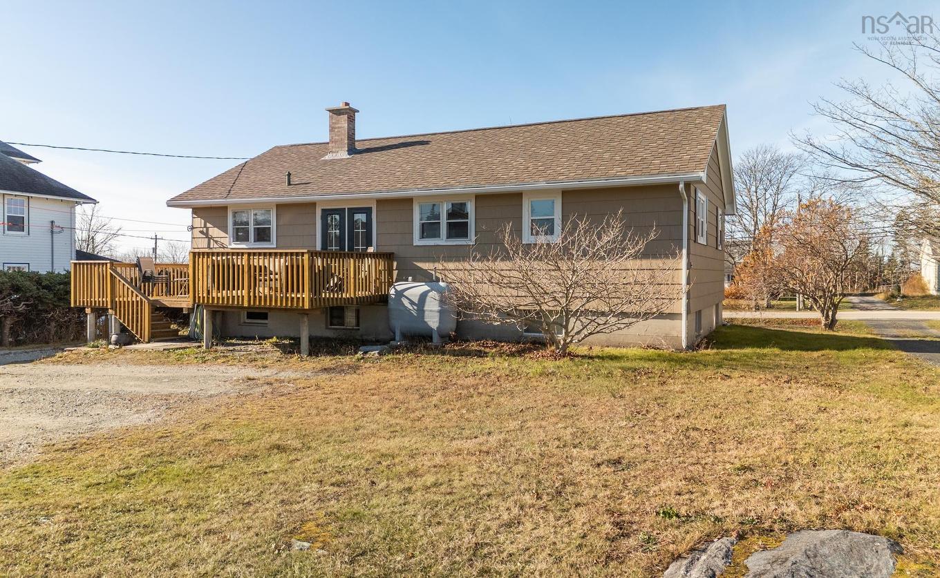 911 Highway 335, West Pubnico, NS